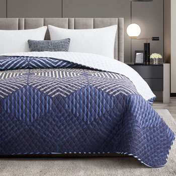 Quilted Polyester Atua Bedspreads