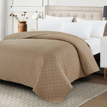 Fontaine Reversible Pinsonic Quilted Coverlets