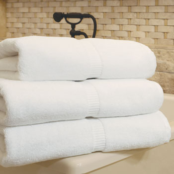 https://www.nathosp.com/images/uploads/resort_cotton_white_guestroom_towels_lrg.jpg