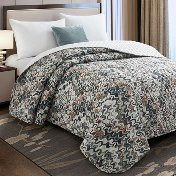 Quilted Polyester Tomah Bedspreads