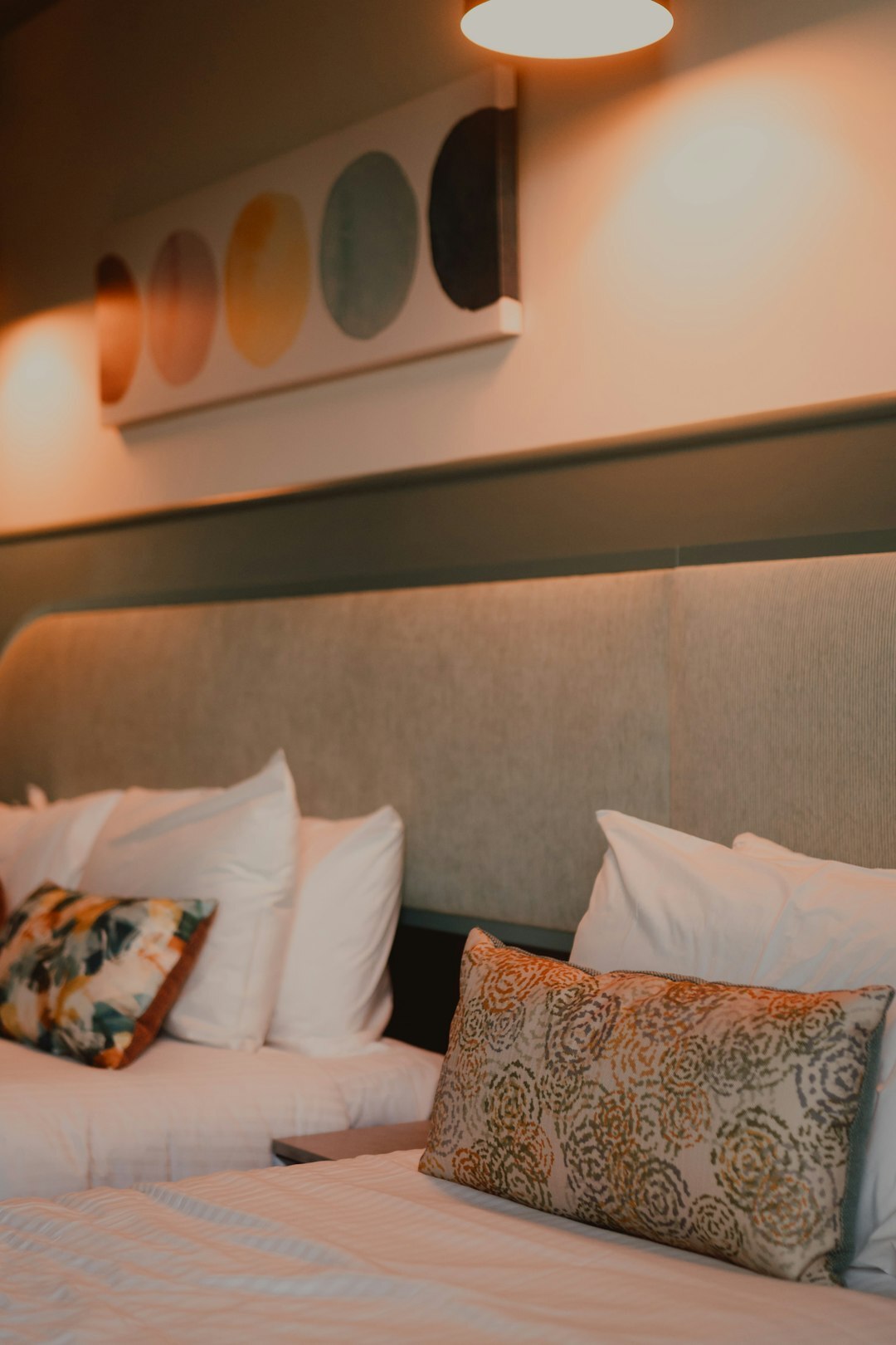 Decorative Pillow Setup Decorative Pillow Setup